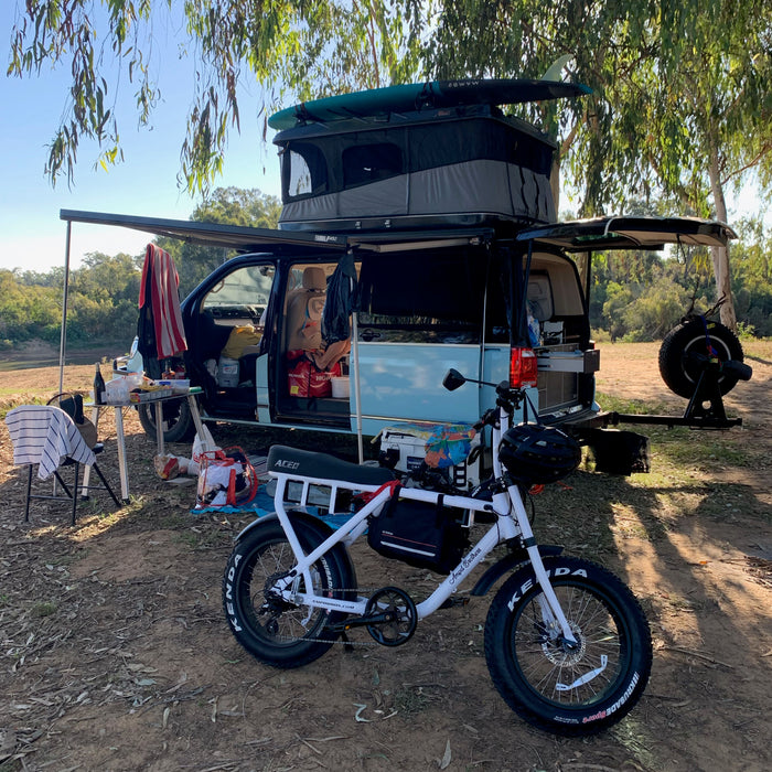Gaz & Mez Top End Travels in a 4MOTION Multivan Highline