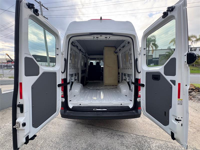 2024 VW CRAFTER 35 TDI410 MWB 4MOTION  - CANDY WHITE - [EX DEMO]