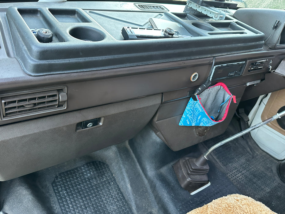 1988 VOLKSWAGEN TRANSPORTER SYNCRO WINDOW VAN