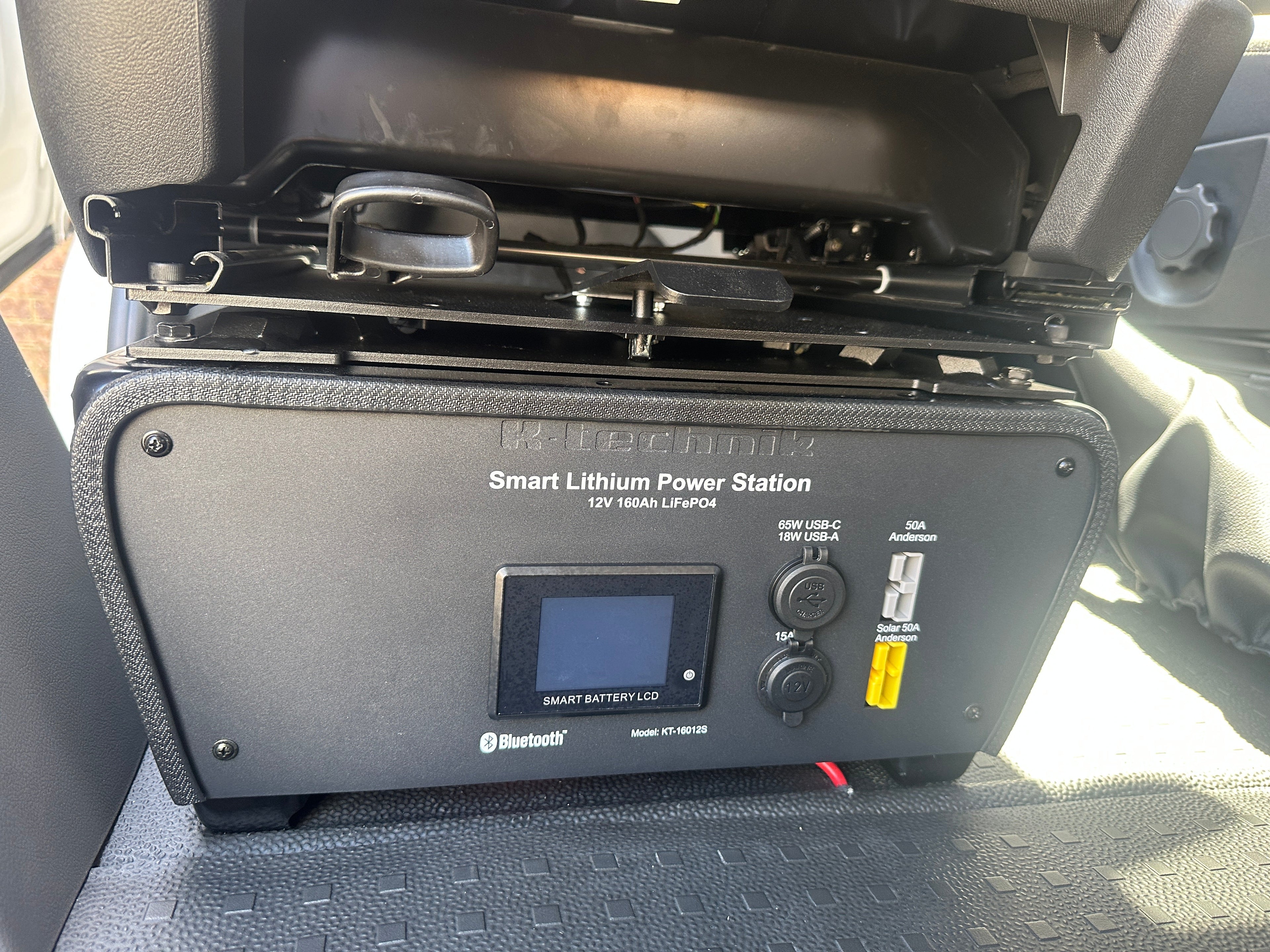 LiFePO4 Smart Lithium Under-seat Power Station 12V 160Ah for VW Campervans V2