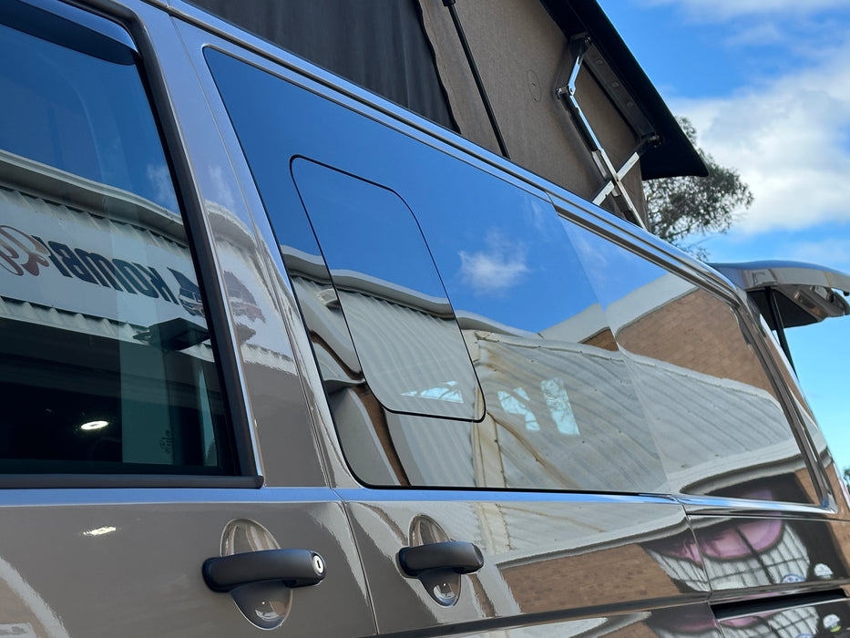 2024 VW TRANSPORTER TDI340 LWB T6.1 - MOJAVE BEIGE - [NEAR NEW]