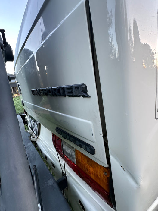 1988 VOLKSWAGEN TRANSPORTER SYNCRO WINDOW VAN