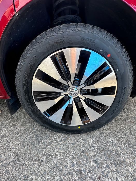 Yokohama GEOLANDAR AT G015 - All Terrain Tyre for VW Campervan - 235/55/18 104H