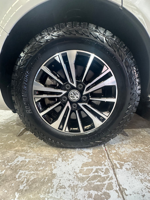 Kumho Road Venture AT52 - All Terrain Tyre for VW Campervan - 235/65/17 108T