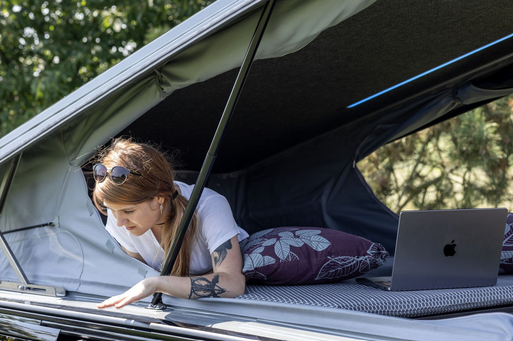 Pop-Top Roof - Open Sky - SWB KIT - VW T7 Transporter / Ford Transit Custom V710 / Ford Tourneo 2023+
