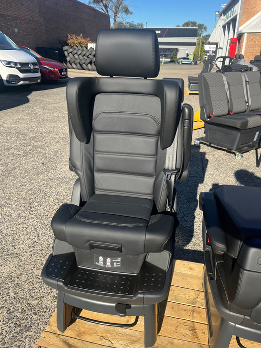 Multivan Single Captain's Chair for Rail System T6.1 Leather-Alcantara With Integrated Child Booster Seat -2