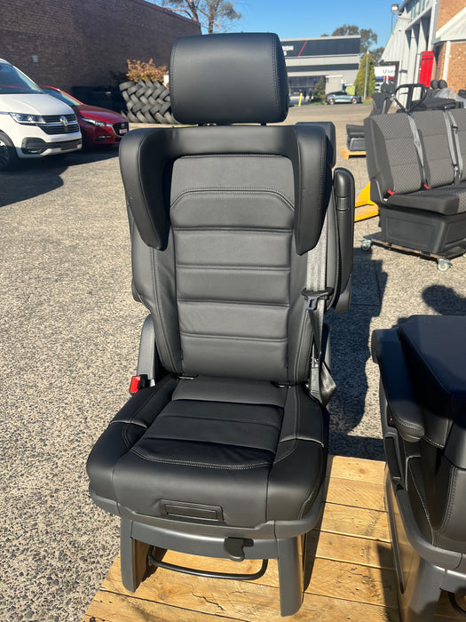 Multivan Single Captain's Chair for Rail System T6.1 Leather-Alcantara With Integrated Child Booster Seat -2