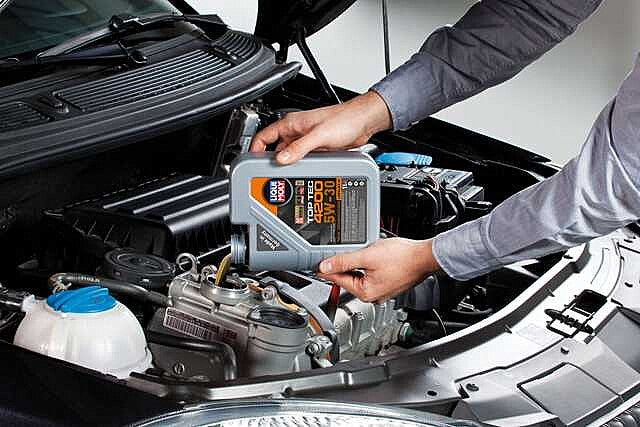 Liqui Moly 5W-30 -Top Tec 4200 - Engine Oil - VW 504 00/507 00 Approved