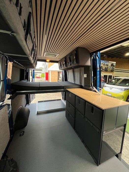 2025 VW CRAFTER 35 TDI410 MWB 4MOTION 3.88t  - DEEP OCEAN BLUE - [NEW] - OFF GRID CAMPER