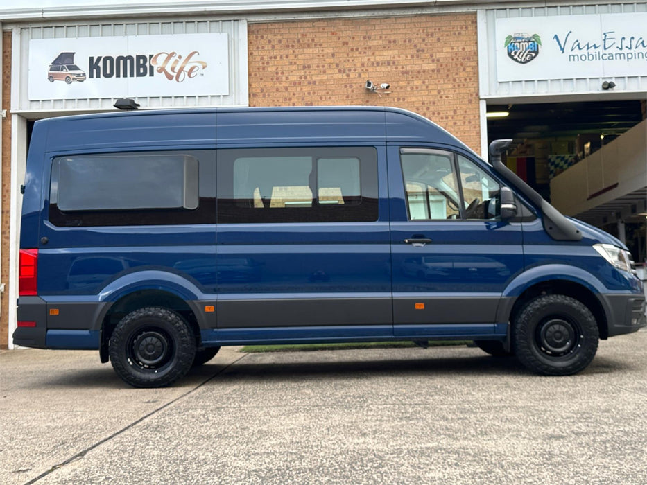 2025 VW CRAFTER 35 TDI410 MWB 4MOTION 3.88t  - DEEP OCEAN BLUE - [NEW] - OFF GRID CAMPER