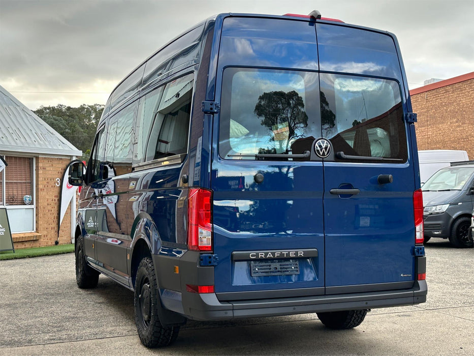 2025 VW CRAFTER 35 TDI410 MWB 4MOTION 3.88t  - DEEP OCEAN BLUE - [NEW]