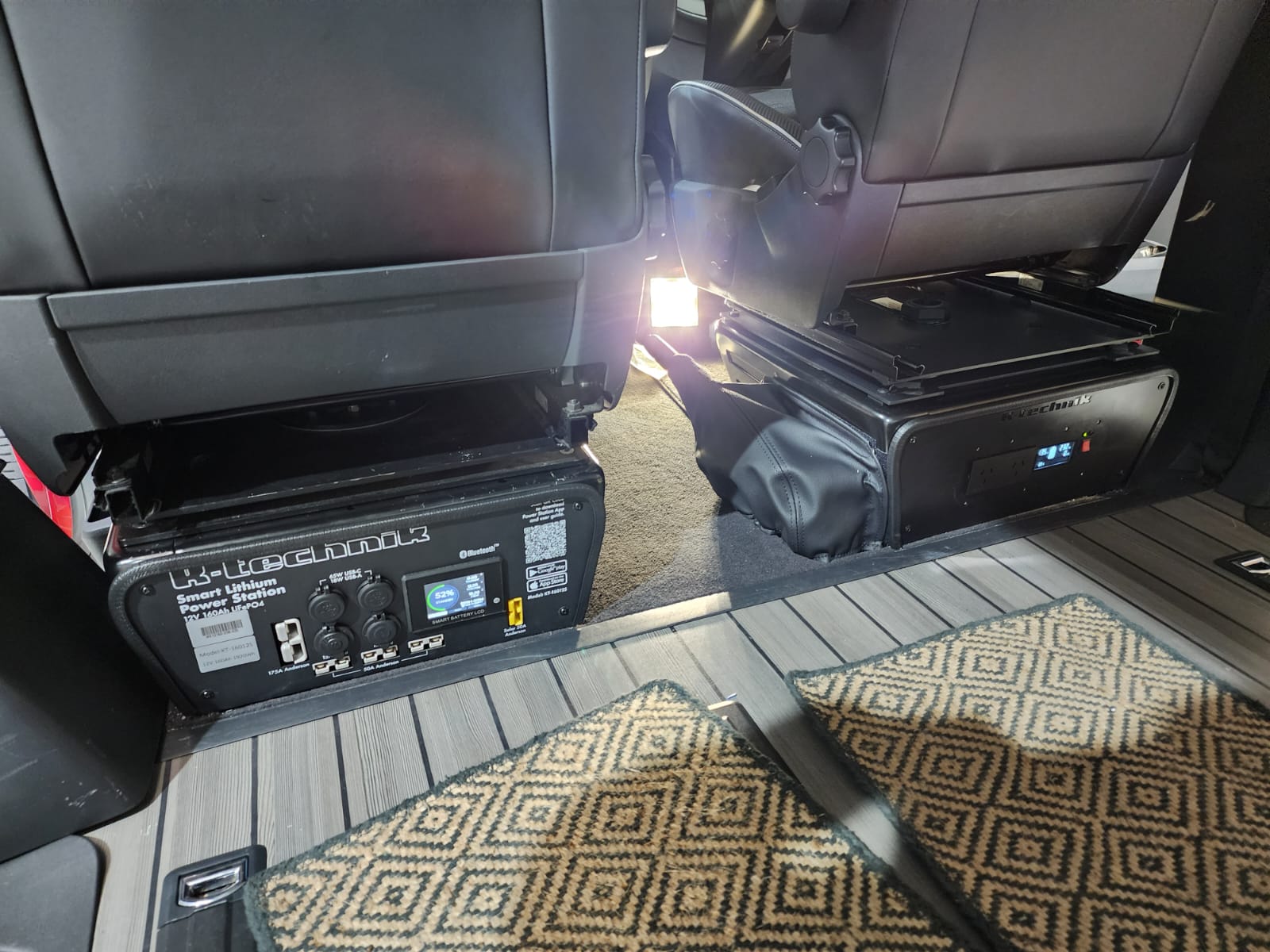 Pure Sine Wave Inverter 2500W  for VW Campervans