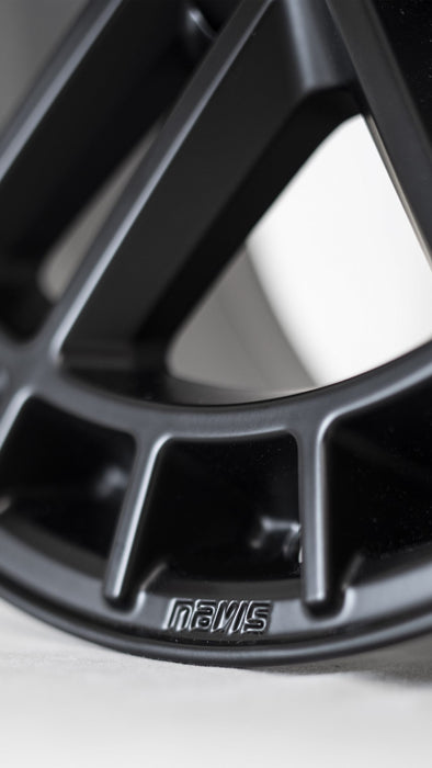Navis MAC-AT – 17″ Satin Black Finish 8.5J 5×120 Alloy Wheels – Load Rated