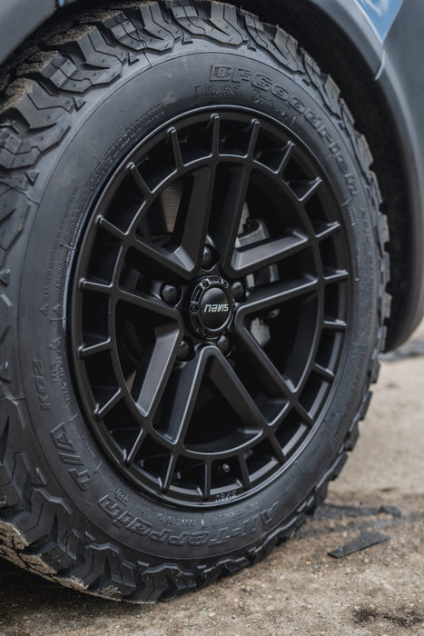 Navis MAC-AT – 17″ Satin Black Finish 8.5J 5×120 Alloy Wheels – Load Rated