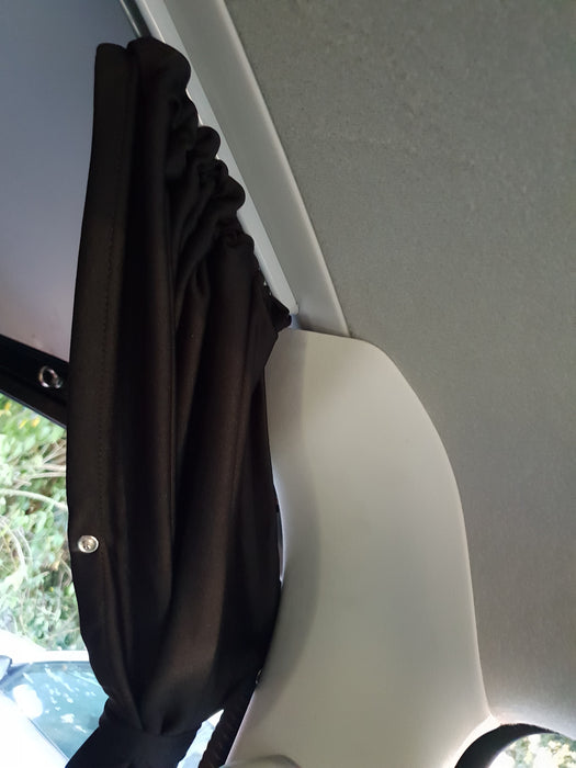 VW T5 / T6 / T6.1 Caravelle / Multivan Cab Partition Curtain