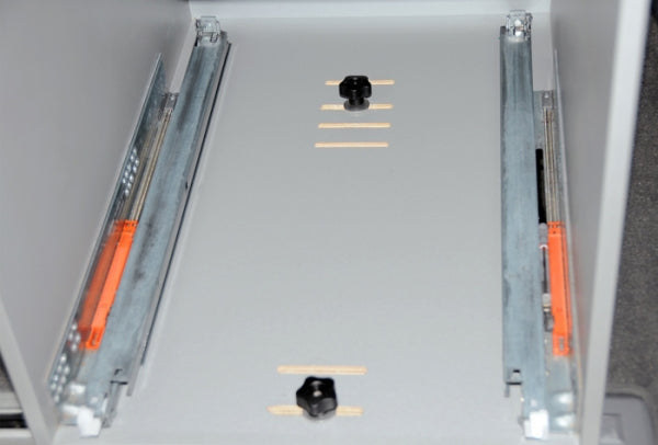 Fastening T-piece bolt for T5/T6 Rail System