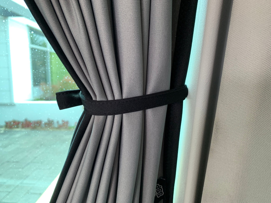 Sliding Door Camper Curtain for VW Multivan T5 & T6 & T6.1 - 1pc - RIGHT - Black Rail