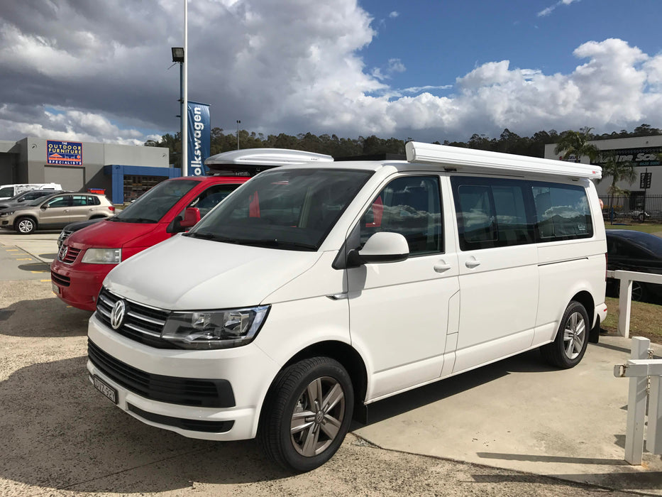 Fiamma F45s 3.0m wind-out Cassette Awning for SWB/LWB Multivan, Transporter, & Caravelle