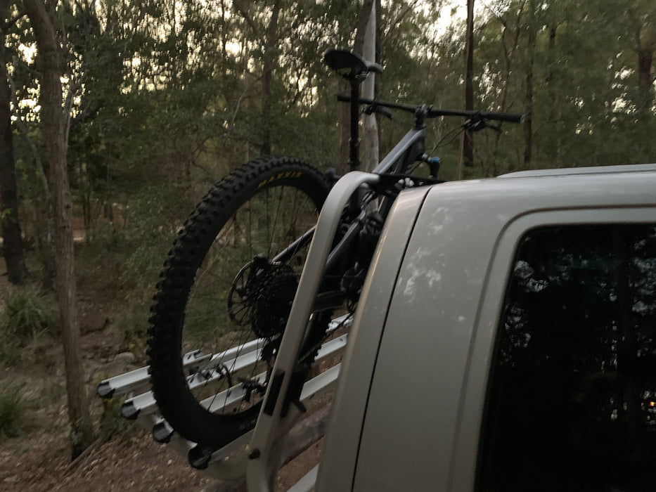 Original T6 Bike Rack from VW - 4 bikes - Genuine Volkswagen 7E0.071.104