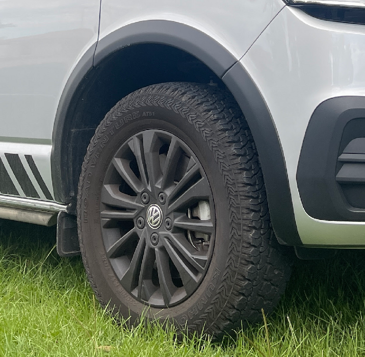 Kumho Road Venture AT51 - All Terrain Tyre for VW Campervan - 225/65/17 106T