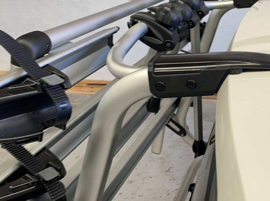 Original T6 Bike Rack from VW - 4 bikes - Genuine Volkswagen 7E0.071.104