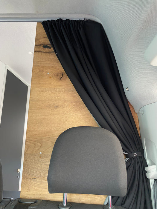 VW Crafter (2017-onwards) - 1pc Cab Partition Curtain