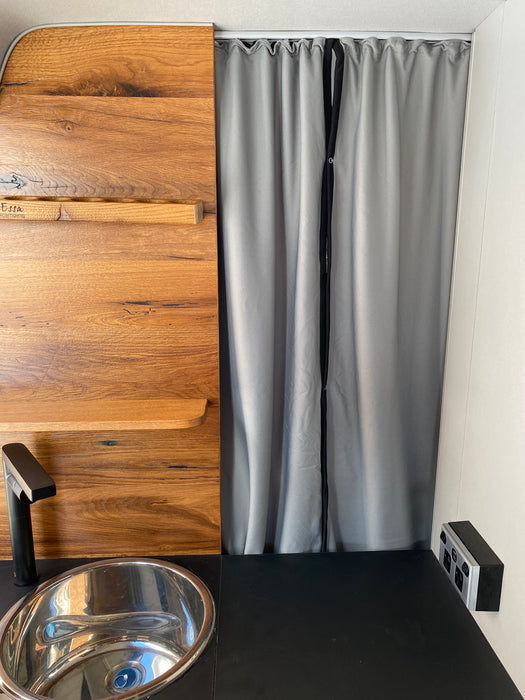 VW Crafter (2017-onwards) - 1pc Cab Partition Curtain